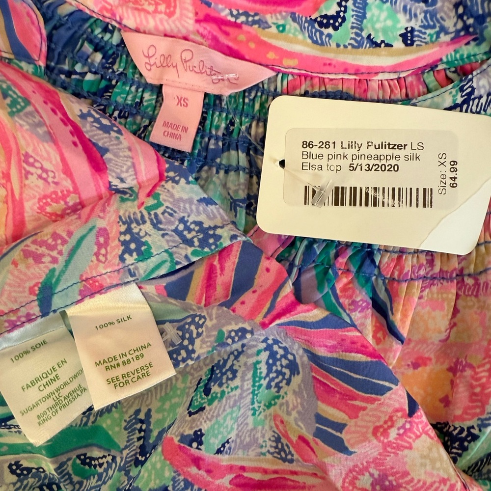 ❣️🆕Lilly Pulitzer Blue Pink Pineapple 100% Silk Elsa Blouse❣️ - Picture 6 of 8